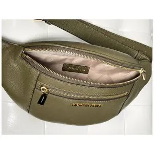 Michael Kors Bags Michael Kors Mott Medium Leather Waistpack